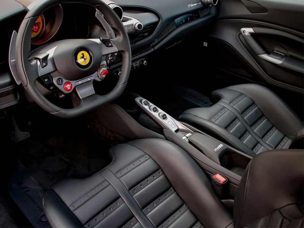 Ferrari F8 Tributo - Imagen 7