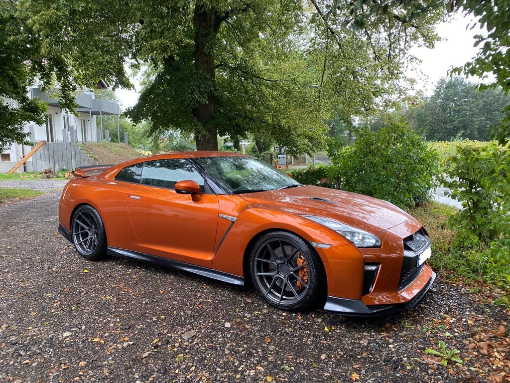 NISSAN  GTR BLACK EDITION