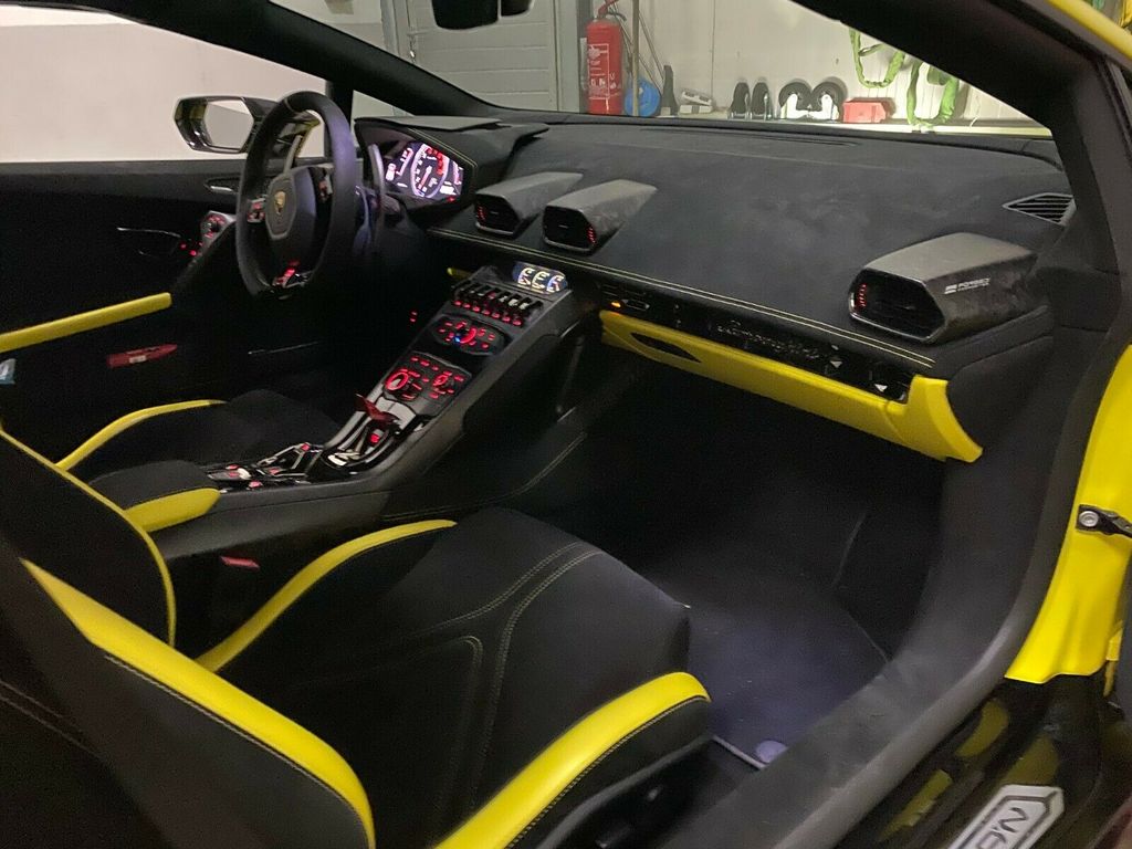 Lamborghini  Huracan Performance Spyder - Imagen 5