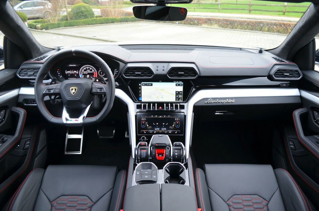 Lamborghini Urus - Imagen 6