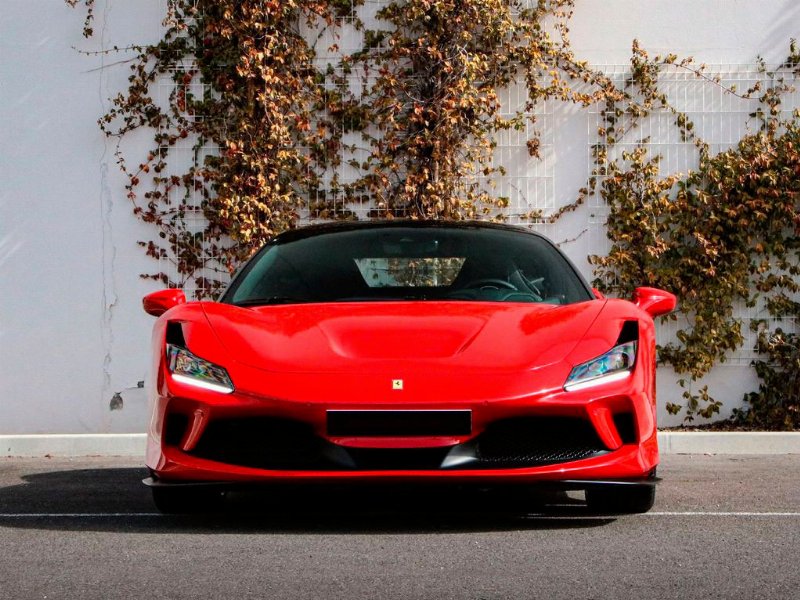 Alquiler Ferrari F8 Tributo