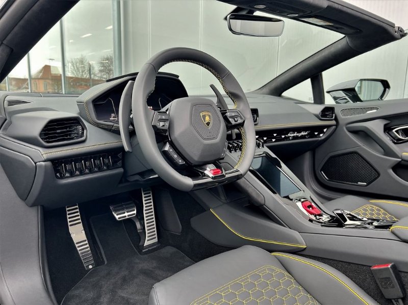 Lamborghini Huracán Spyder - Imagen 8