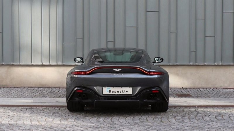 Aston Martin  Ventage - Imagen 4