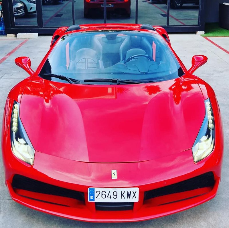 Alquiler Ferrari 488 Spyder