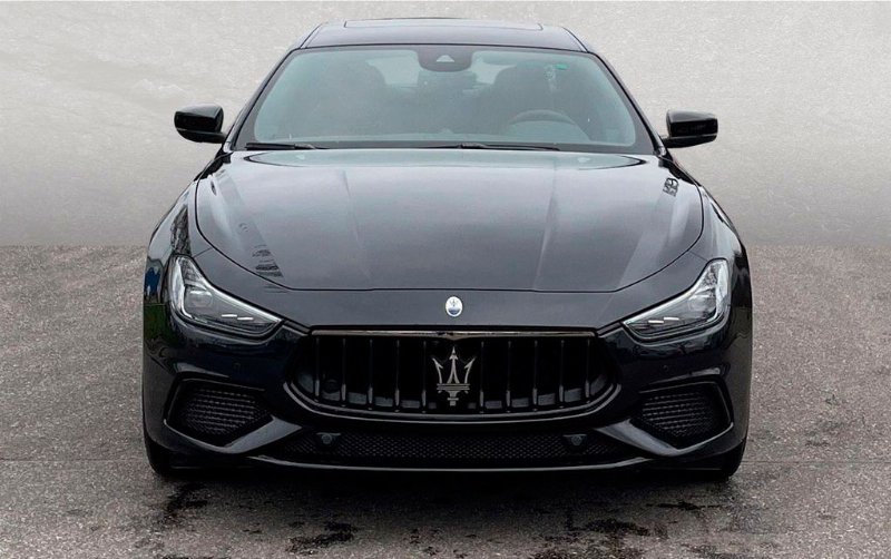 Alquiler Maserati GHIBLI SQ4