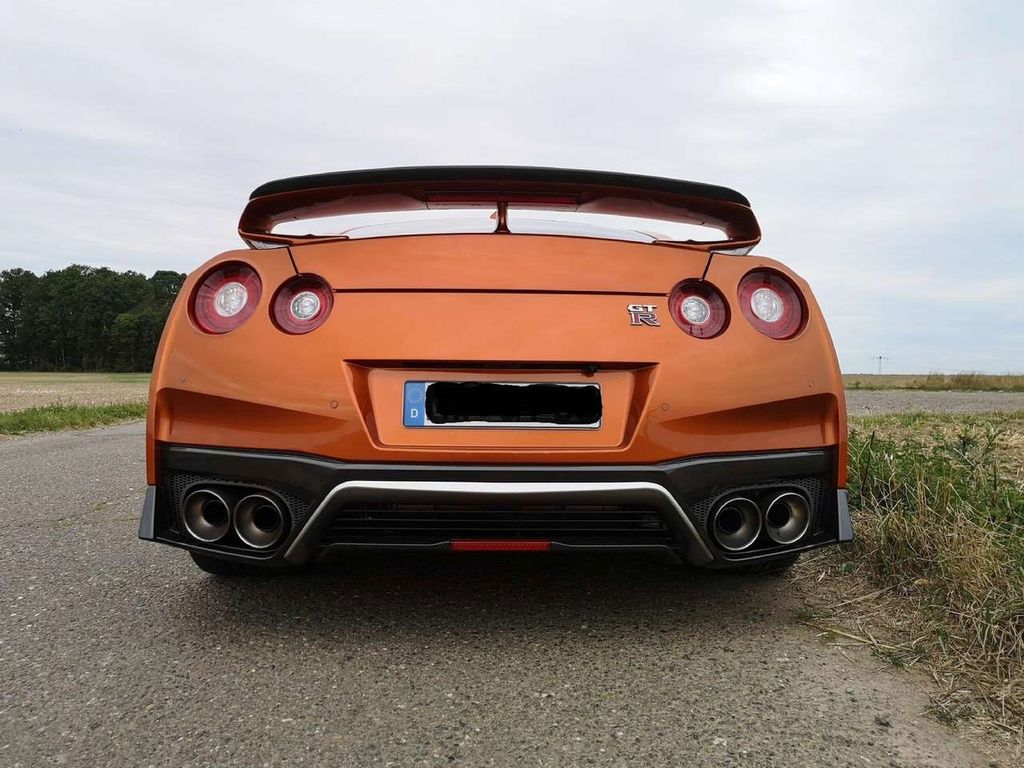 NISSAN  GTR BLACK EDITION - Imagen 5