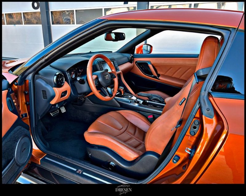 NISSAN  GTR BLACK EDITION - Imagen 7