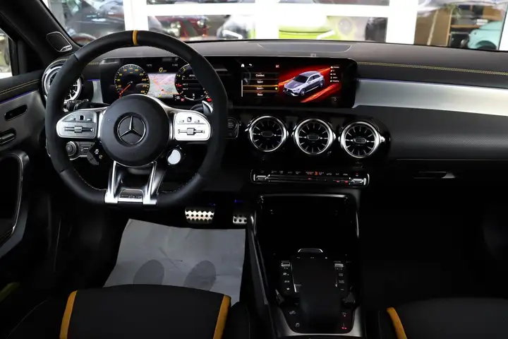 Mercedes Benz A45 S AMG - Imagen 6