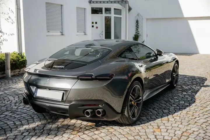 Ferrari  Roma - Imagen 4