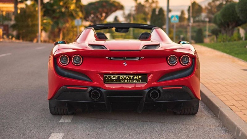 Ferrari F8 Spider - Imagen 2